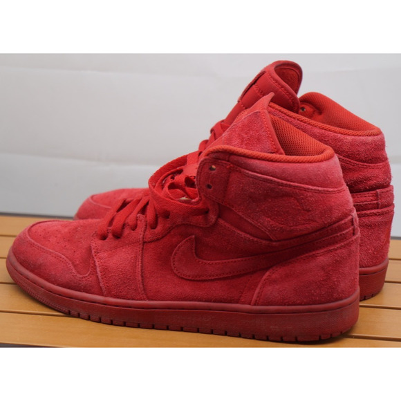 Nike Air Jordan 1 GS Men Red Suede Size 10 - Picture 1 of 9